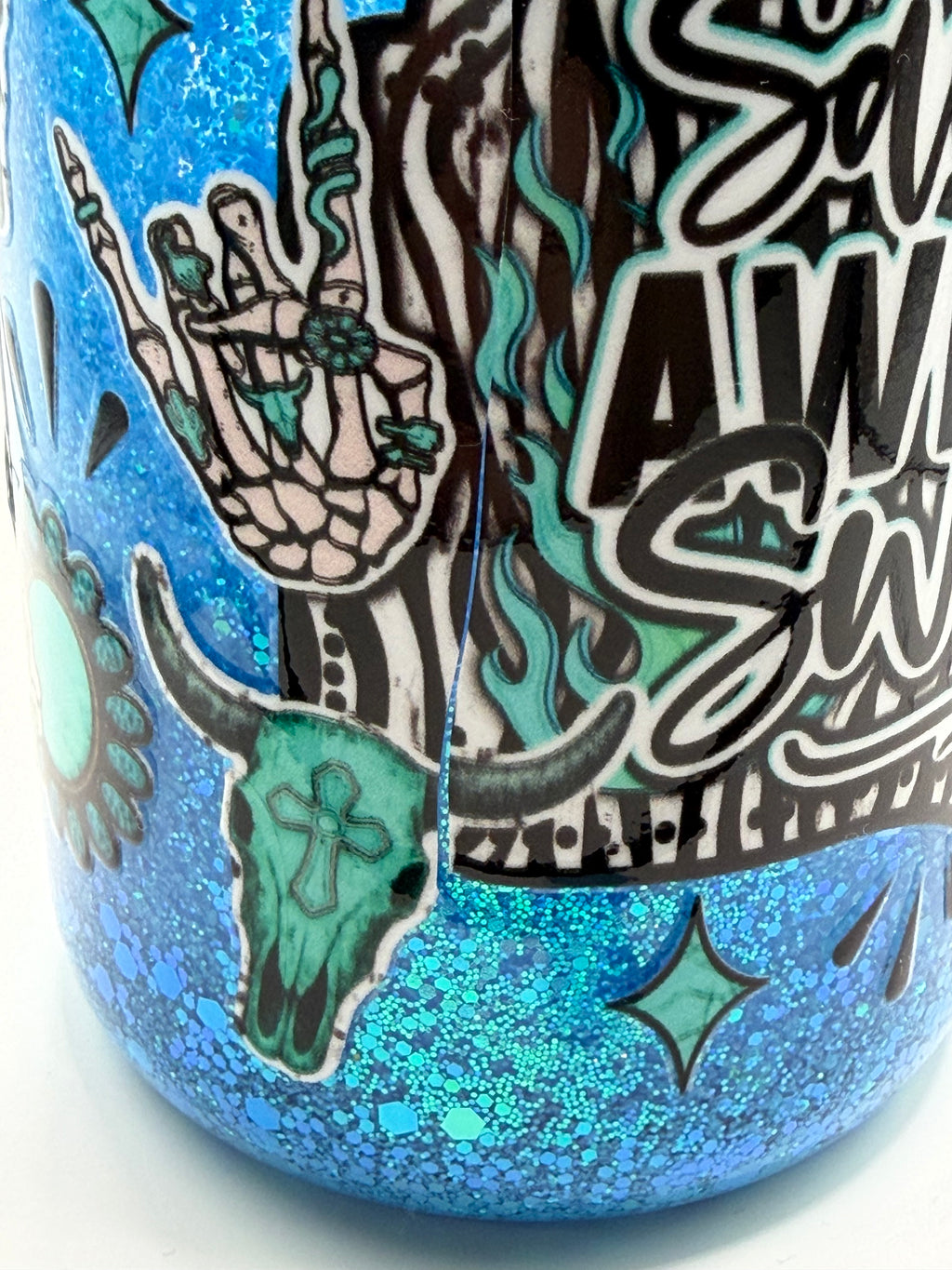 16oz snowglobe damaged