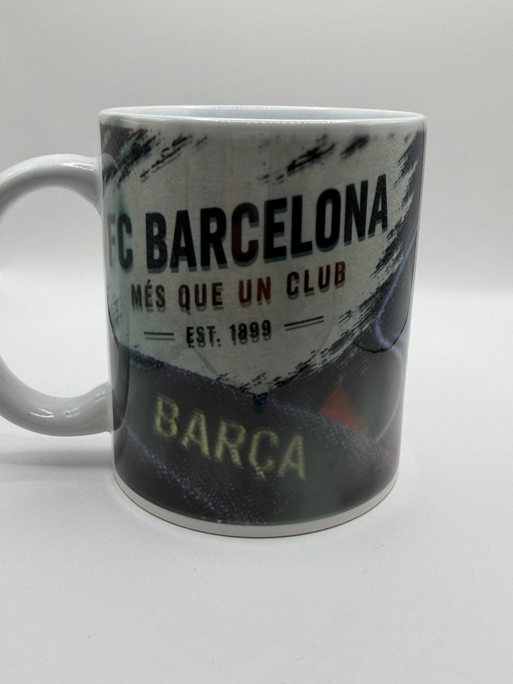 Fcb mug, damaged